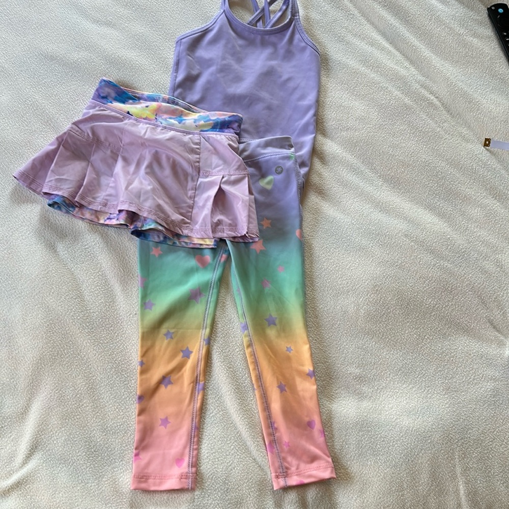EUC 'active wear' Joe Fresh bundle size 3T